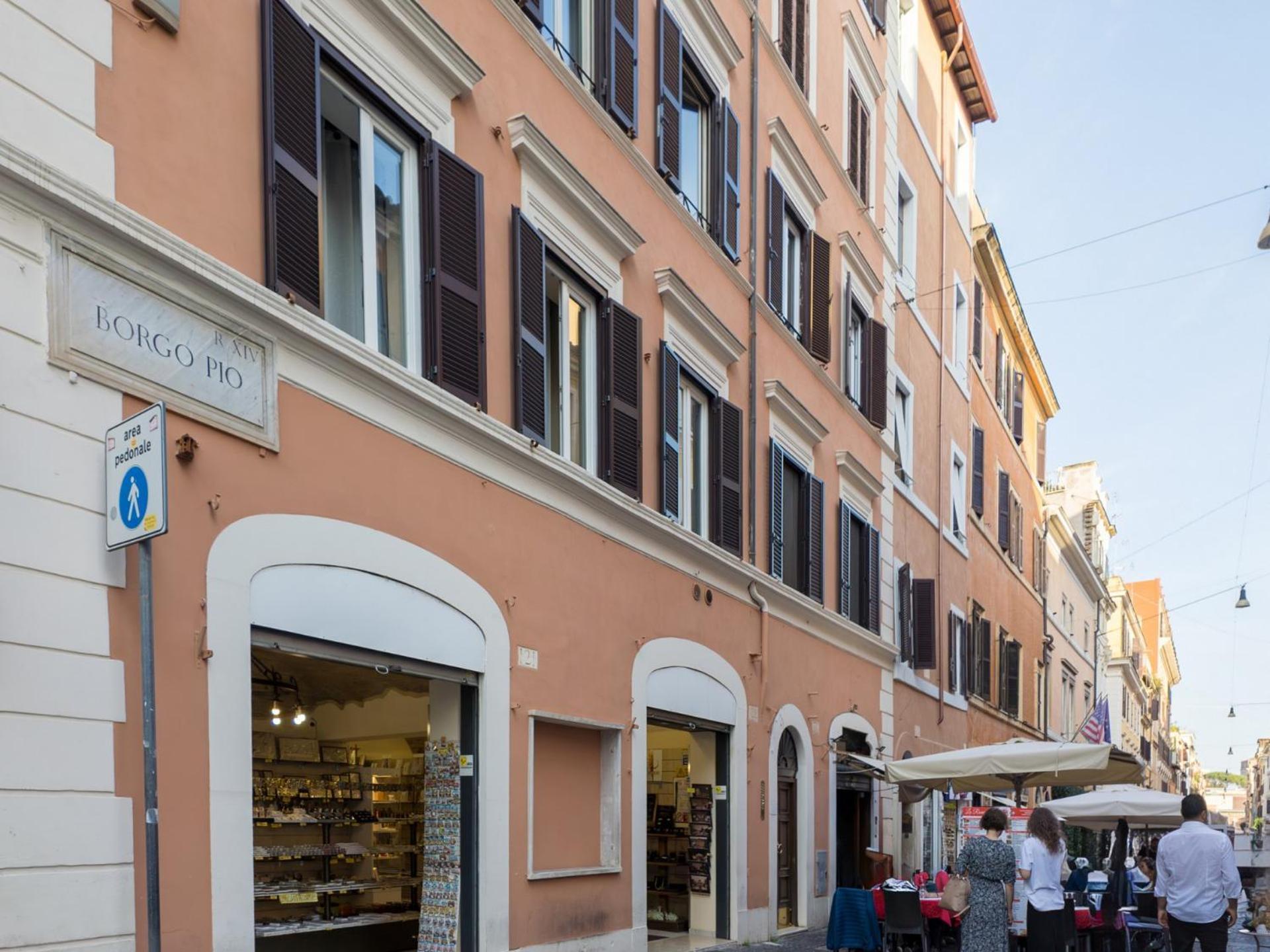 The Rent - Charming Two-bedroom Near The Vatican * Roma